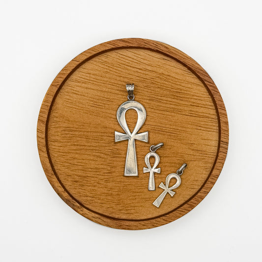 Small key of life pendant
