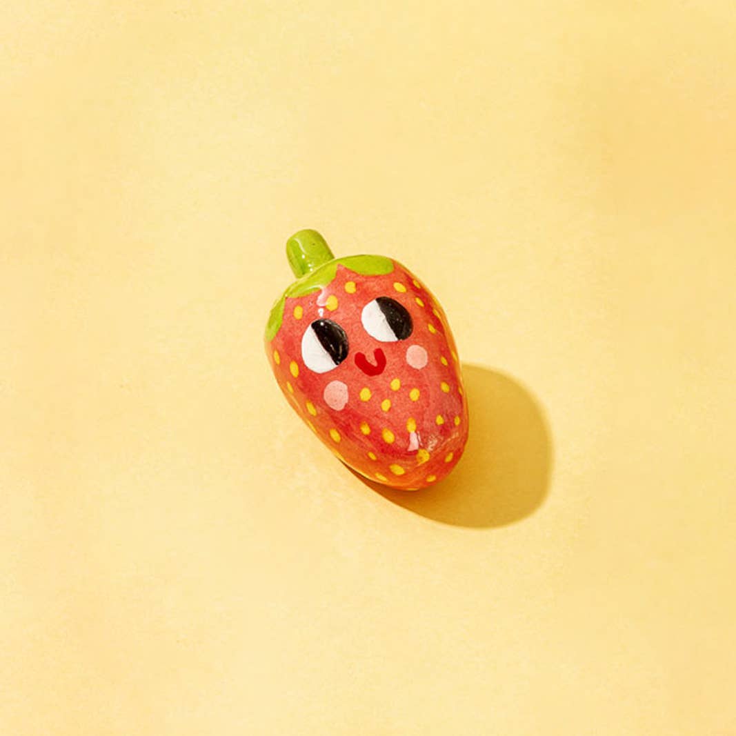 Fearless Strawberry / Ceramic Pieces