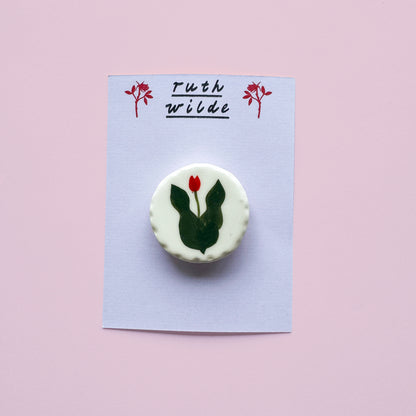 Tulip brooche: White round tulip